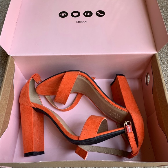 NWT Charlotte Russe Chunky Heel - Picture 2 of 5